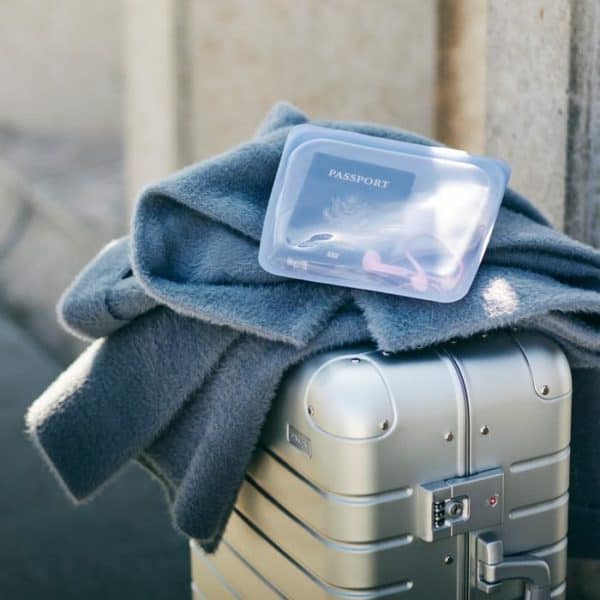 Stasher Airtight Reusable Silicone Bag - Sandwich Size